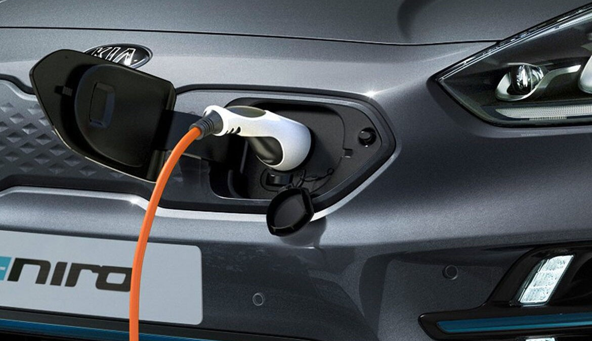Kia offre une vidange gratuite sous conditions  plus de 15 000 voitures  lectriques - L'Automobile Magazine