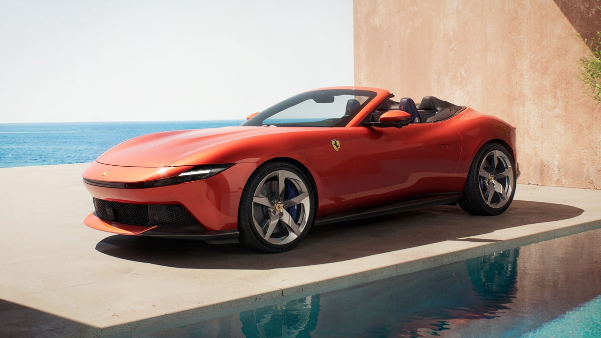 Ferrari Amalfi Spider, la remplaçante de la Roma Spider persiste et signe avec un V8 thermique