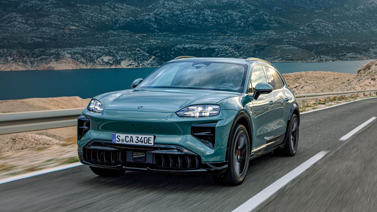 Essai du nouveau Porsche Cayenne Turbo Electric : c’est la plus puissante des Porsche de route de l’histoire, mais ce n’est pas sa première qualité !