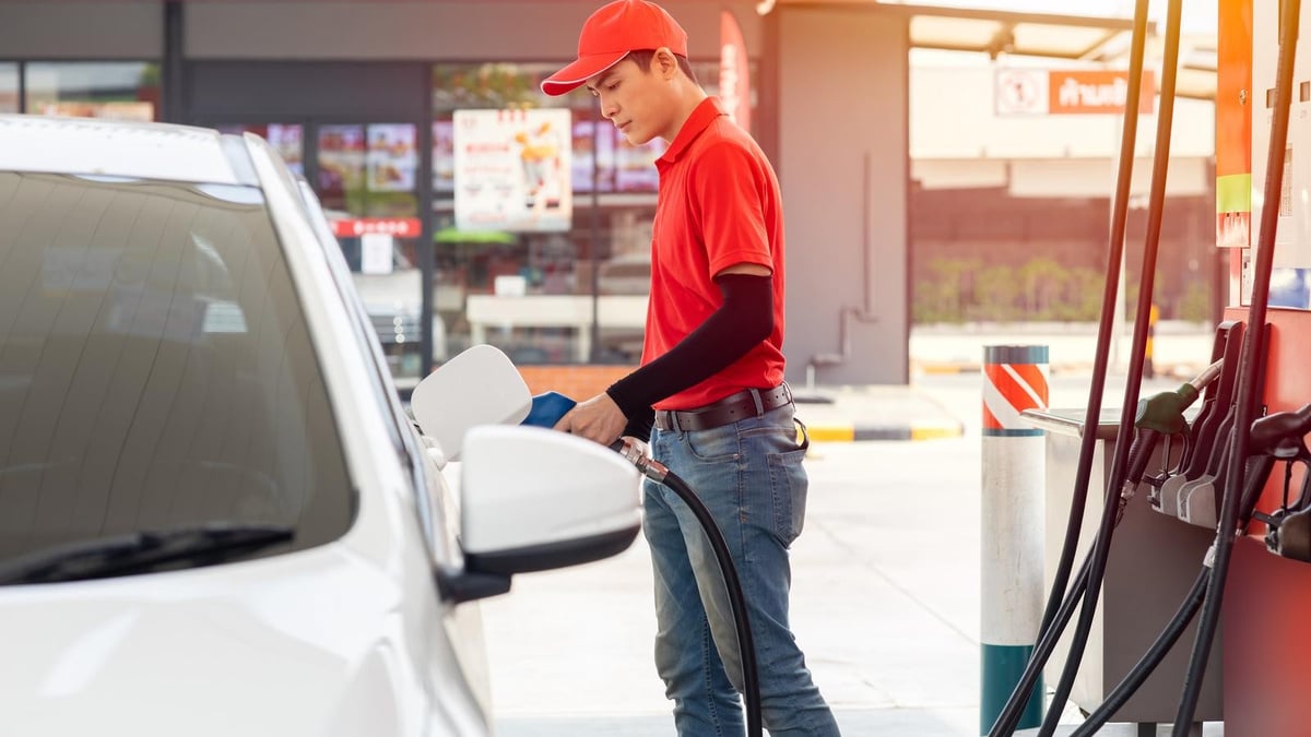 Carburant : le prix d’un litre de gazole à 3€ en France, on y va tout droit !