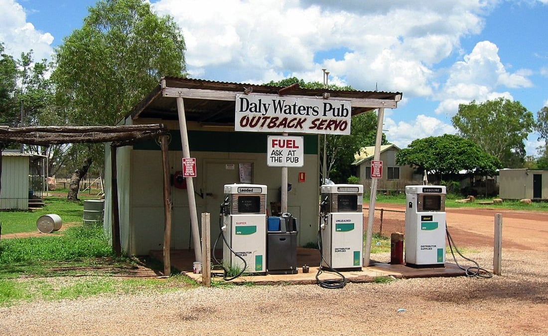 Drastic Measures Due to Middle East War: One Less Car Day Per Week and More Sulfur in Fuel