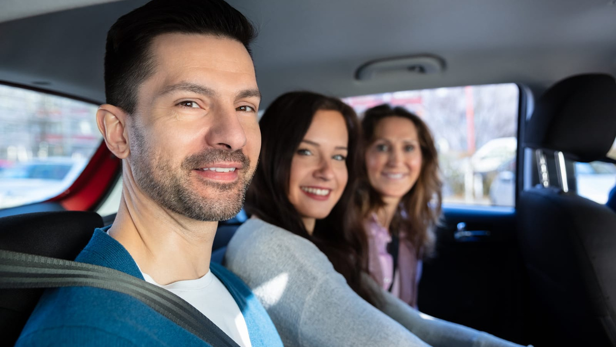 Malgré les aides, 84 des Français roulent seuls en voiture le — free download