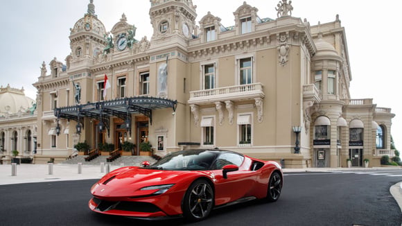 Monaco : même au royaume des supercars, faire le plein pourrait bientôt devenir un luxe