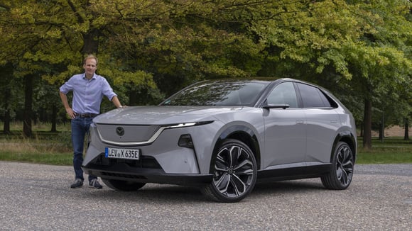 Aucun doute, Mazda a travaillé le coup de crayon pour intégrer ce grand costaud à la famille. © Mazda