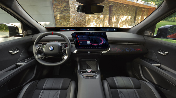 Nouveau BMW iX4 : toutes les photos, infos officielles et prix du SUV Coupé électrique