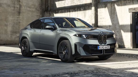 Nouveau BMW iX4 : toutes les photos, infos officielles et prix du SUV Coupé électrique