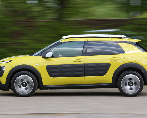 Essai Citron C4 Cactus PureTech 110 Shine 2015 - L'Automobile Magazine