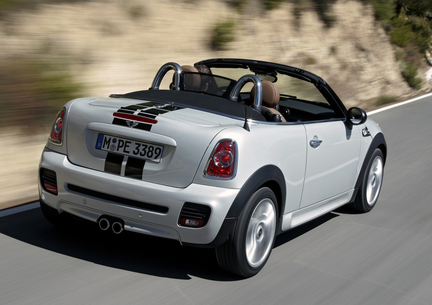 Essai Mini Cooper S Roadster : Martine fait du sport - L'Automobile ...